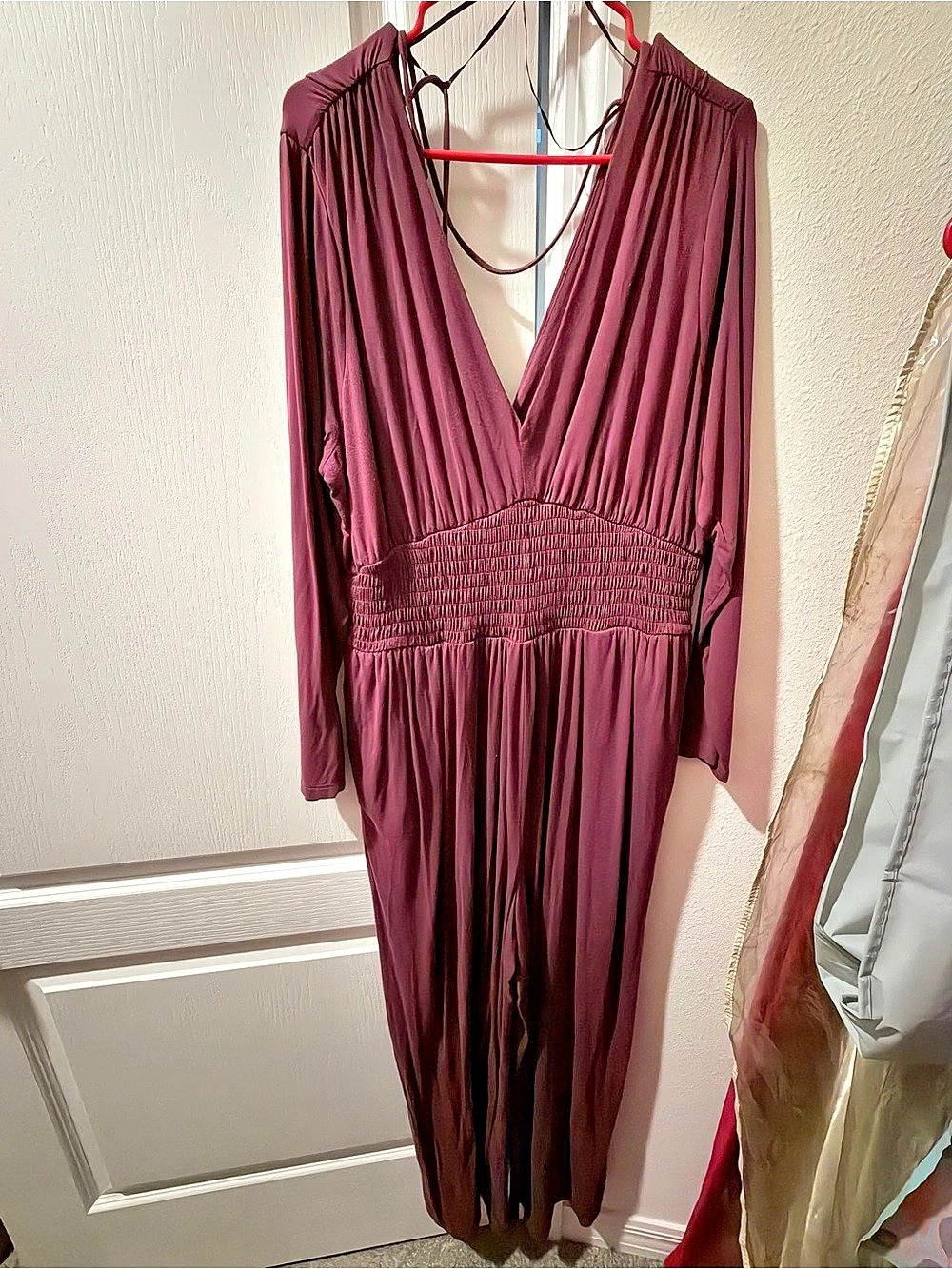 Old Navy Maxi V-Neck Jumpsuit in Burgundy Size XL